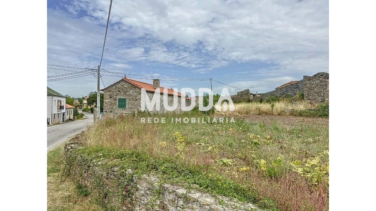 Moradia T4 para Venda em Genisio Foto 10