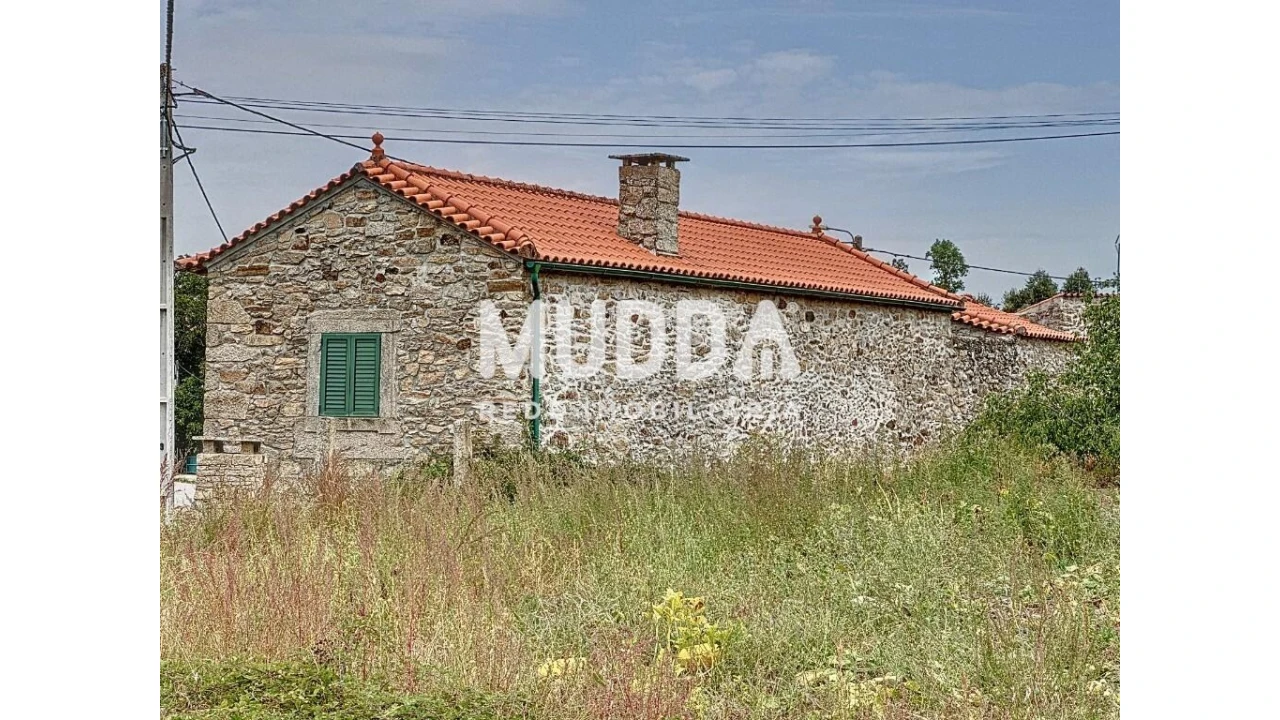 Moradia T4 para Venda em Genisio Foto 11