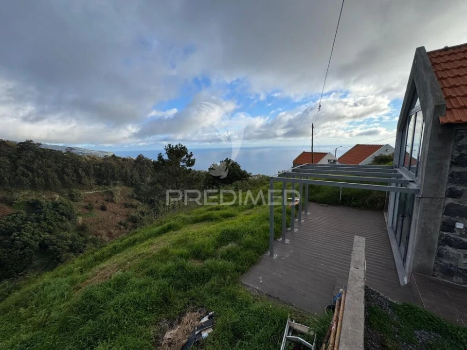 Moradia T1 para Venda em Ponta do Sol Foto 4