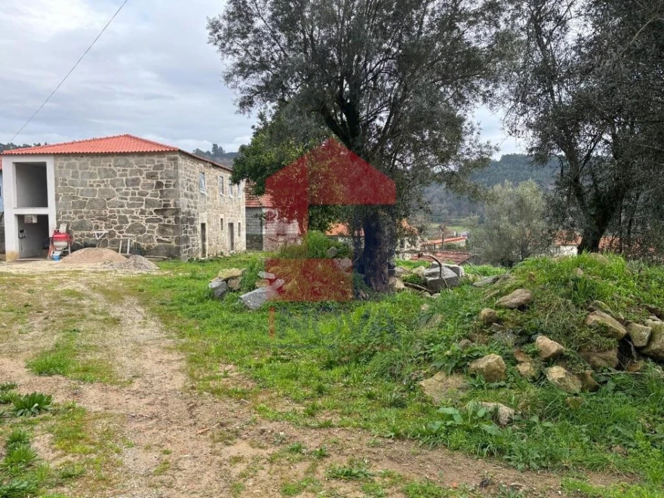 Moradia T4 para Venda em Pico de Regalados, Gondiães e Mós Foto 26