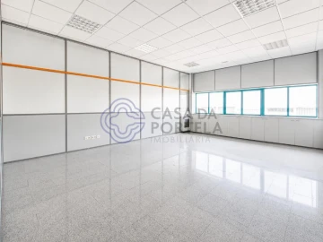 Escritório para Arrendamento em Muro