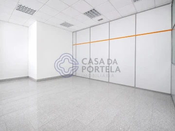 Escritório para Arrendamento em Muro