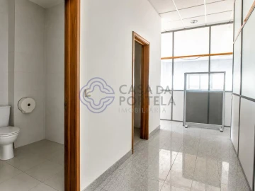 Escritório para Arrendamento em Muro