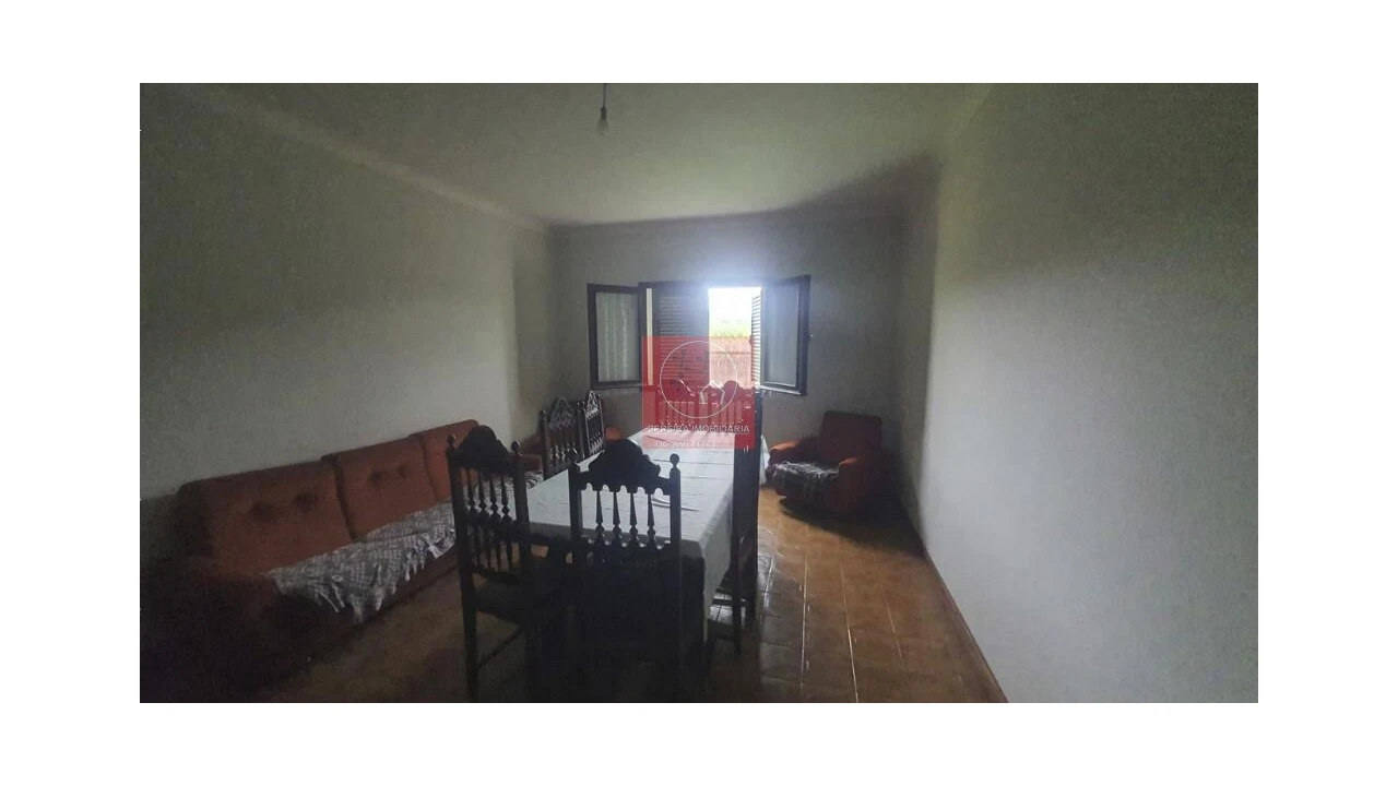 Moradia T4 para Venda em Vila Nova de Anha Foto 11