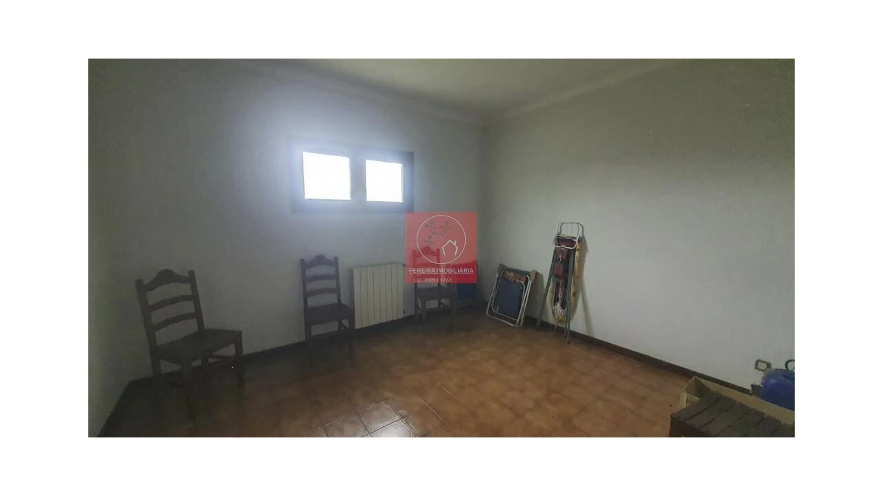 Moradia T4 para Venda em Vila Nova de Anha Foto 17