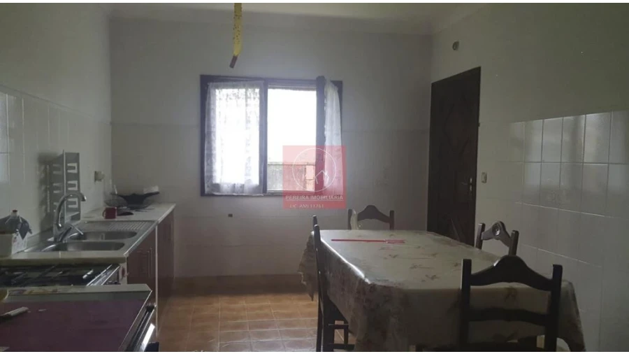 Moradia T4 para Venda em Vila Nova de Anha Foto 13