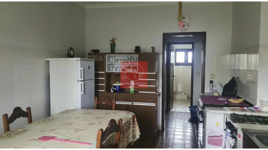 Moradia T4 para Venda em Vila Nova de Anha Foto 15