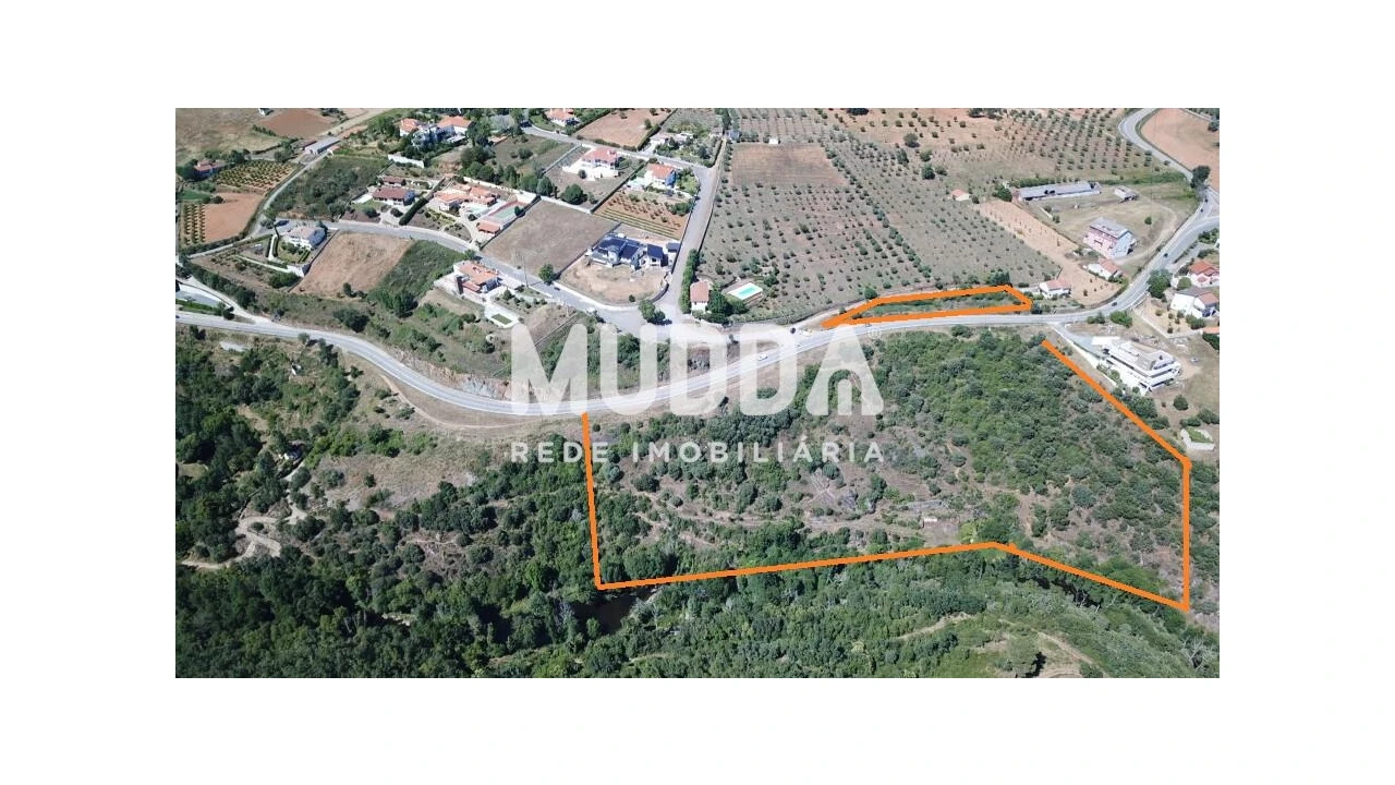 Terreno para Venda em Gimonde Foto 2