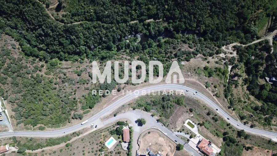 Terreno para Venda em Gimonde Foto 5