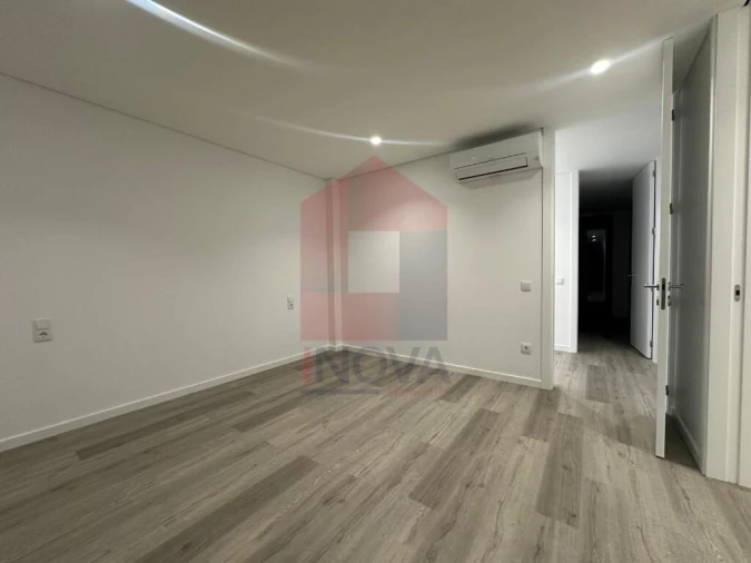 Moradia T3 para Venda em Vila Verde e Barbudo Foto 23