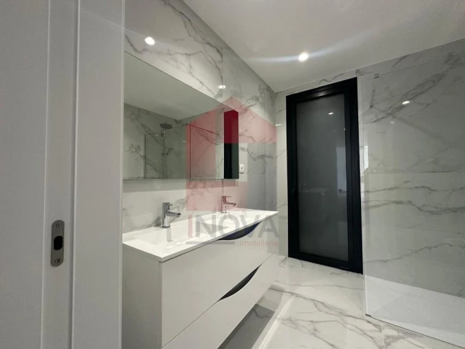 Moradia T3 para Venda em Vila Verde e Barbudo Foto 21