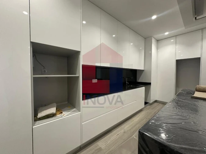 Moradia T3 para Venda em Vila Verde e Barbudo Foto 9