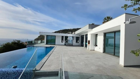 Moradia T3 para Venda em Arco da Calheta