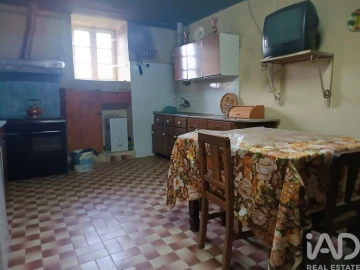 Moradia T4 para Venda em Salsas