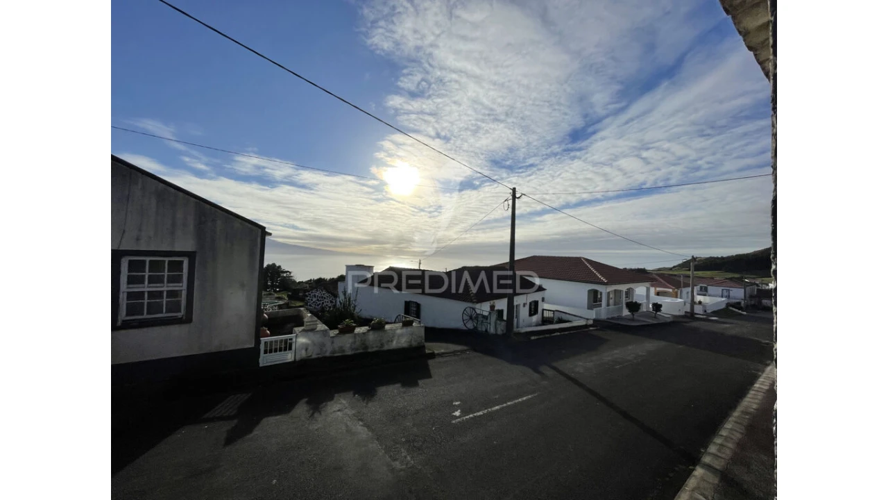 Moradia T2 para Venda em Santo Amaro Foto 2