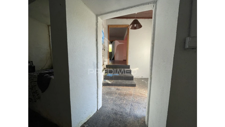 Moradia T2 para Venda em Santo Amaro Foto 10