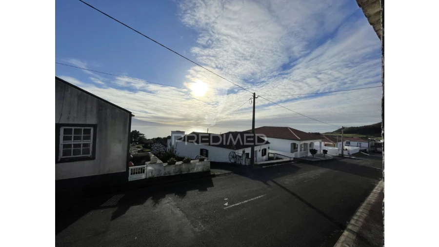 Moradia T2 para Venda em Santo Amaro Foto 2