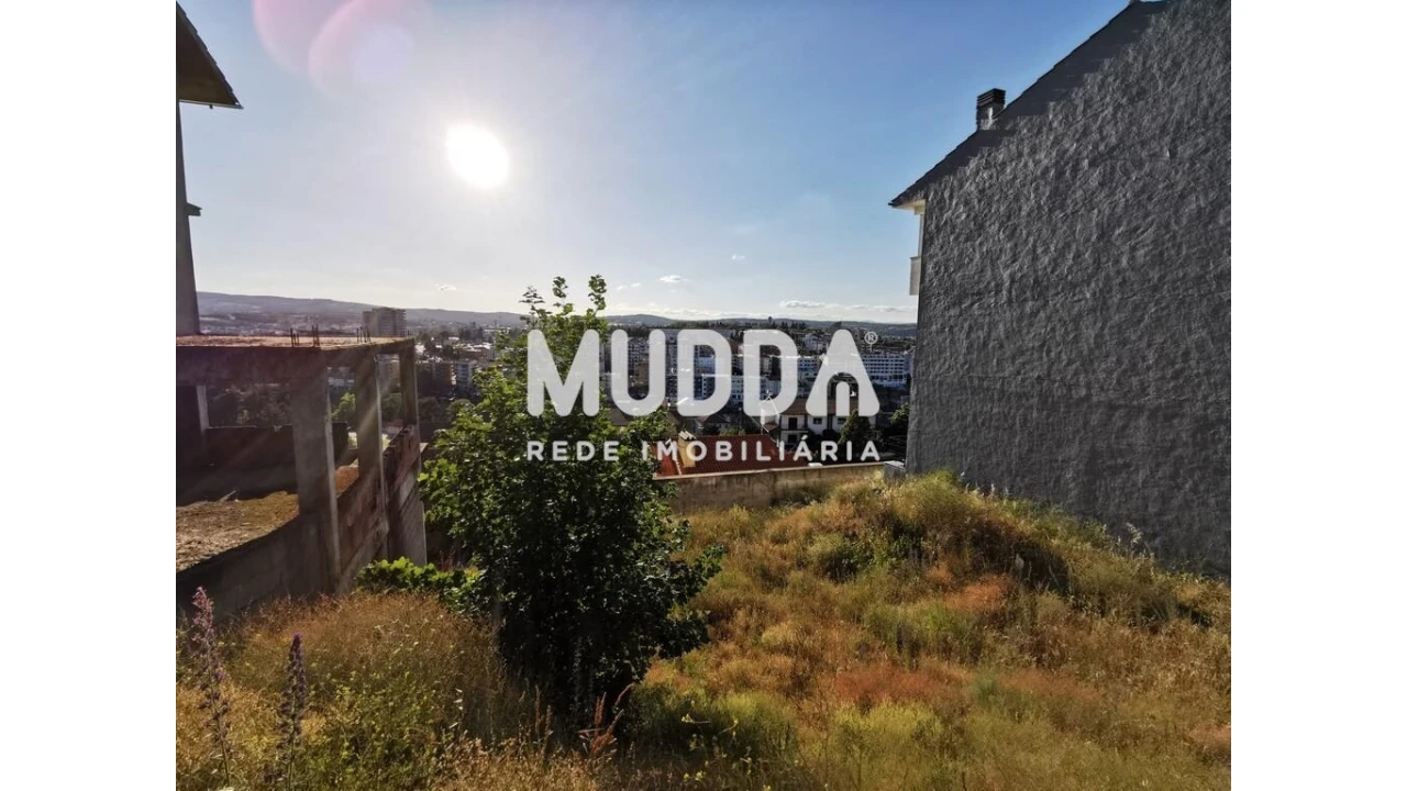 Terreno para Venda em Sé, Santa Maria e Meixedo Foto 4