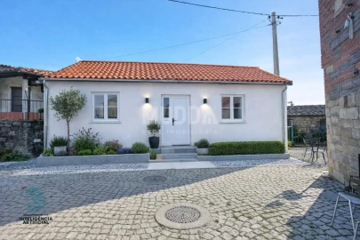 Moradia T2 para Venda em Donai