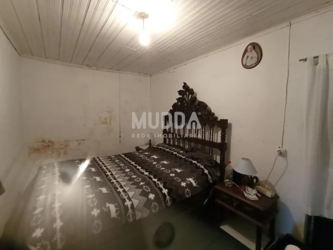 Moradia T4 para Venda em Santa Leocadia Foto 5