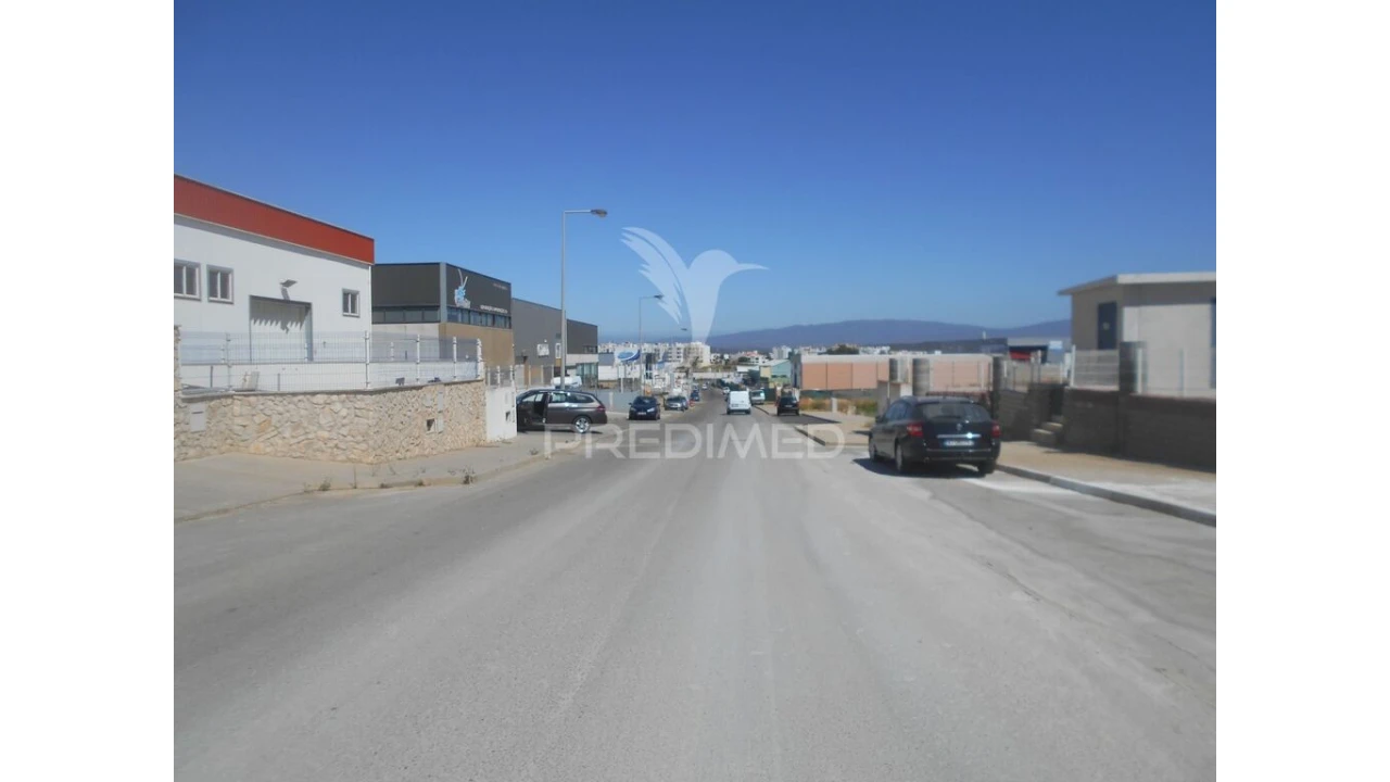 Loja para Venda em Estômbar e Parchal Foto 6