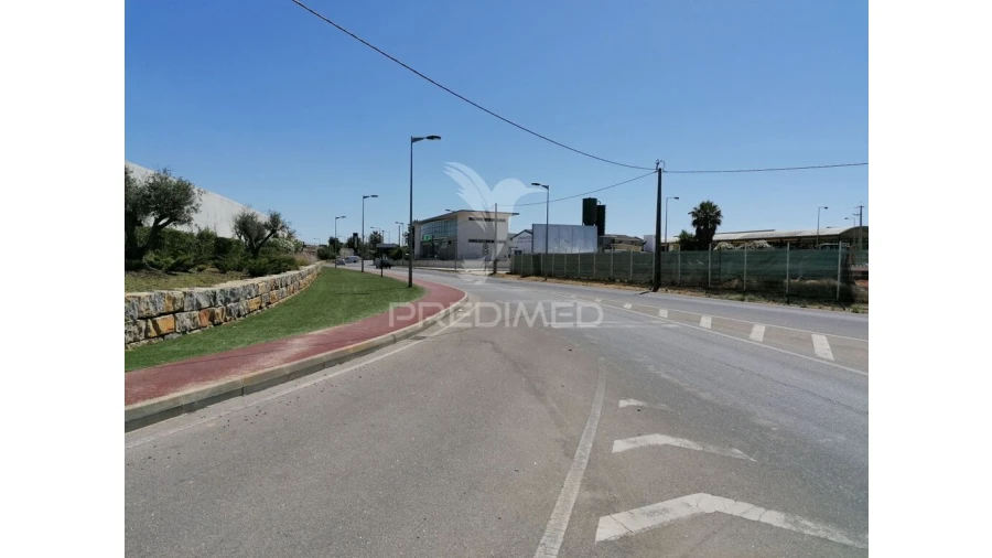 Loja para Venda em Estômbar e Parchal Foto 11