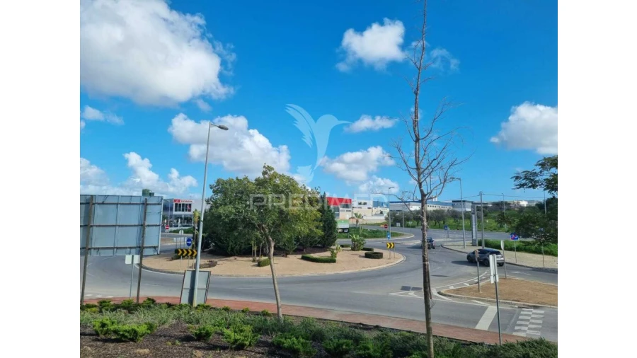 Loja para Venda em Estômbar e Parchal Foto 20