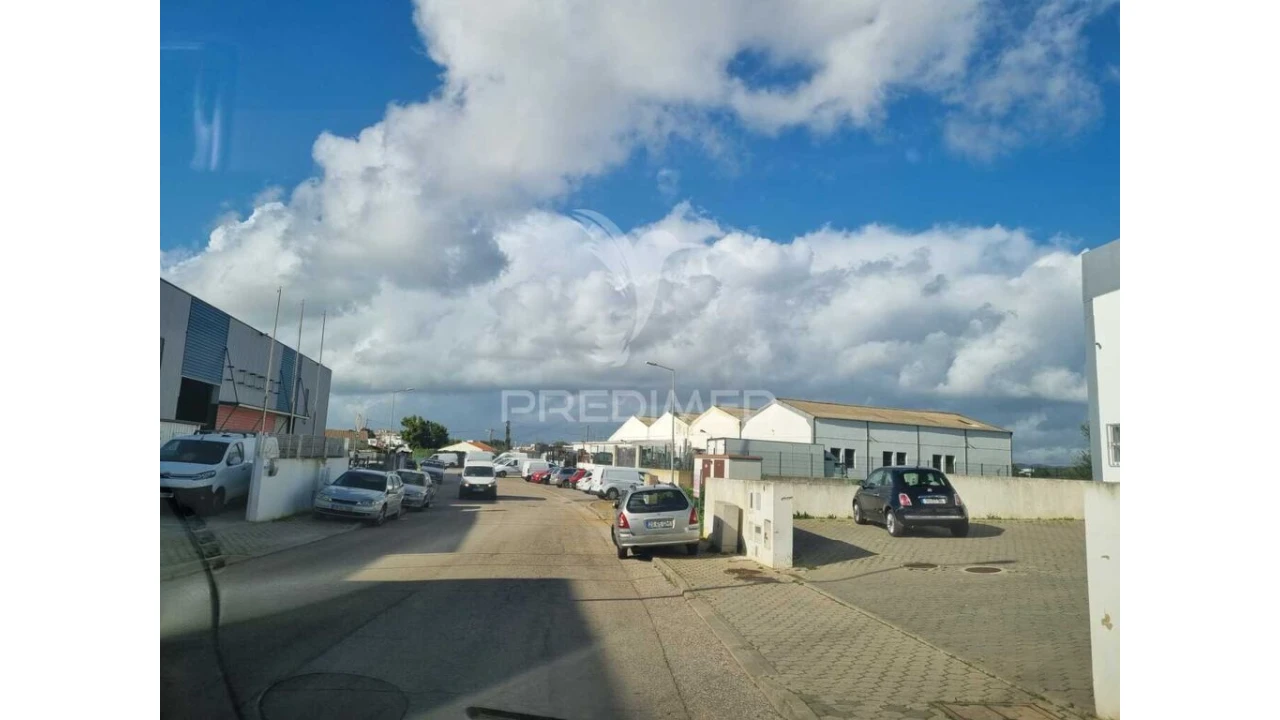 Loja para Venda em Estômbar e Parchal Foto 5