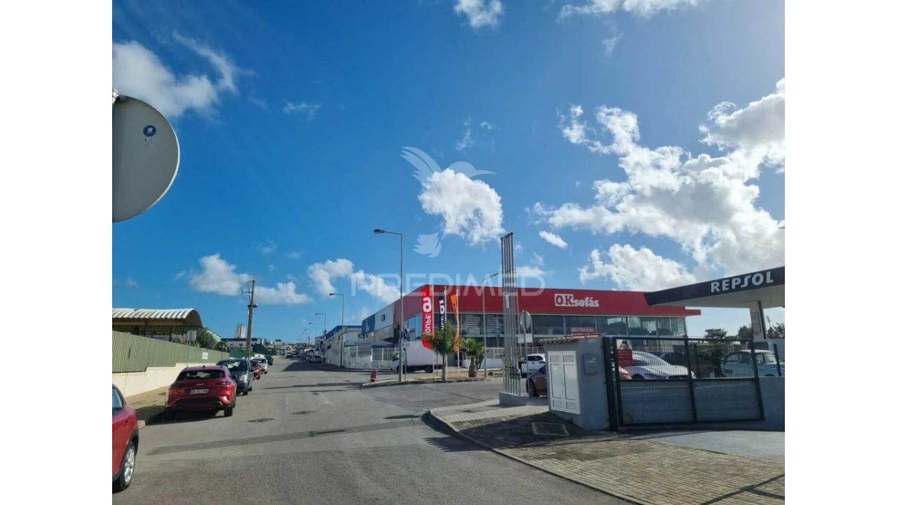 Loja para Venda em Estômbar e Parchal Foto 10