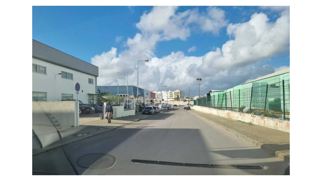 Loja para Venda em Estômbar e Parchal Foto 4