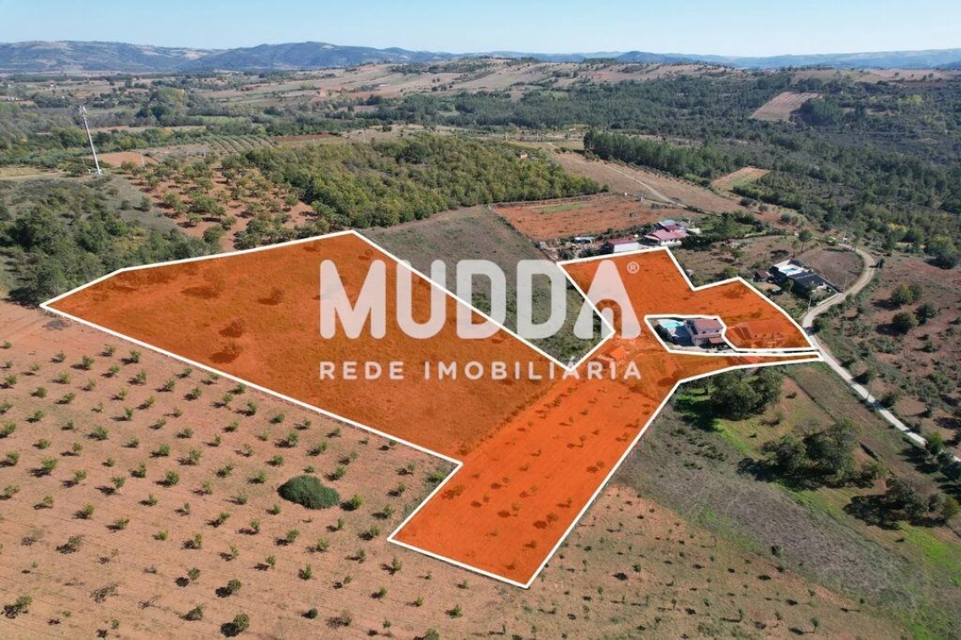 Moradia T4 para Venda em Sé, Santa Maria e Meixedo Foto 16