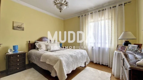 Moradia T4 para Venda em Sé, Santa Maria e Meixedo