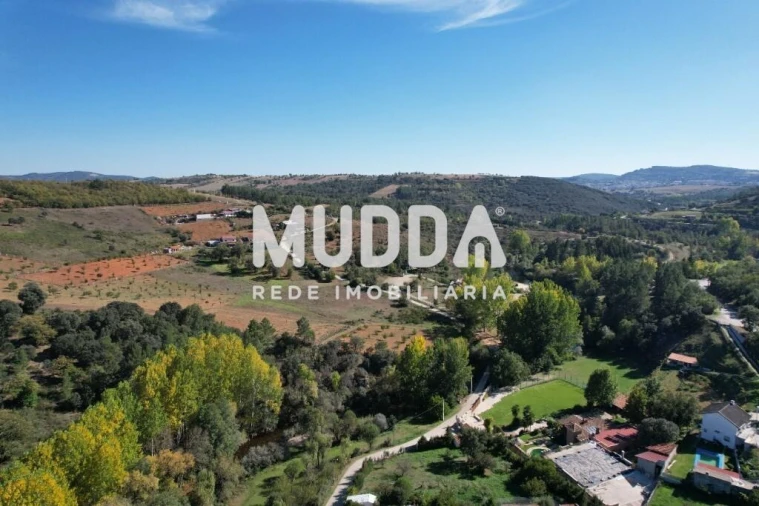 Moradia T4 para Venda em Sé, Santa Maria e Meixedo Foto 21