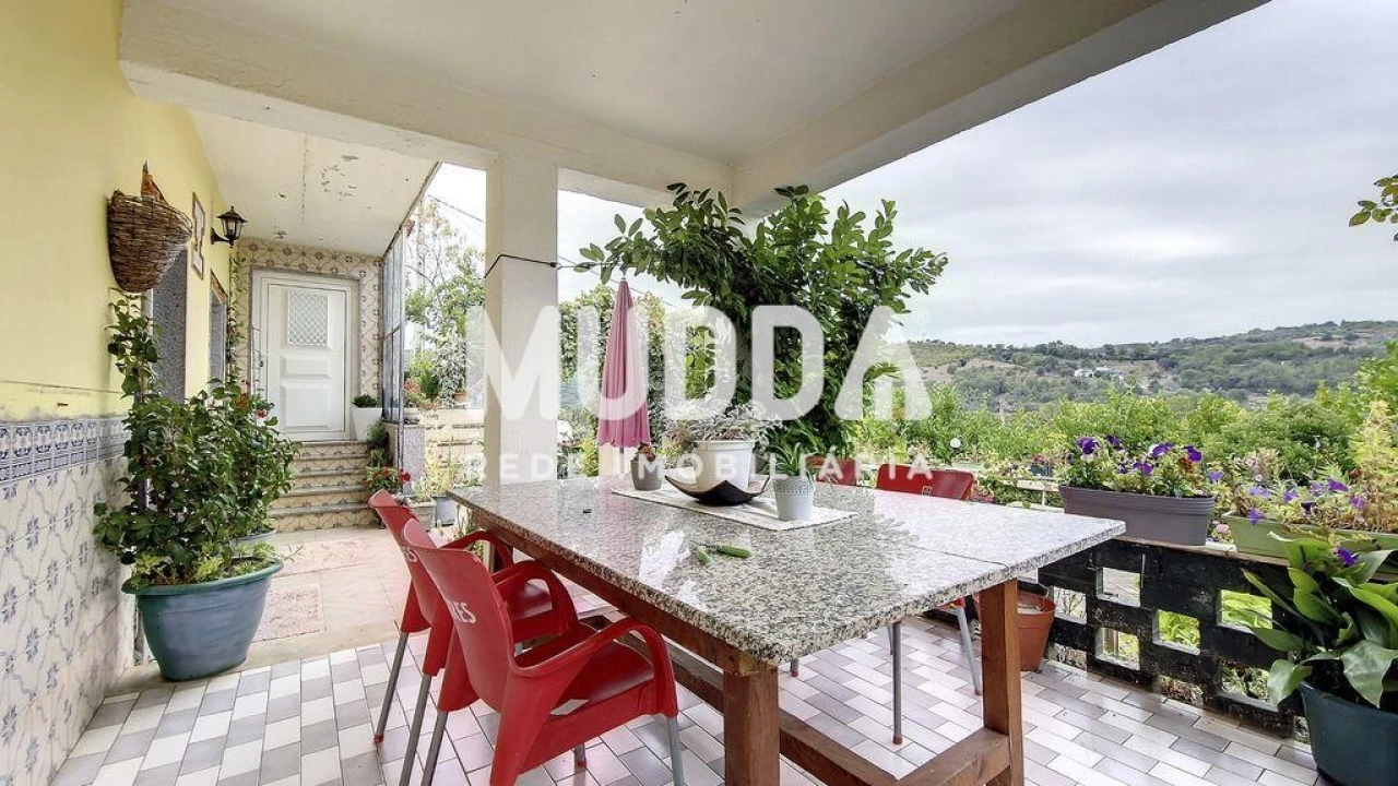Moradia T4 para Venda em Sé, Santa Maria e Meixedo Foto 1