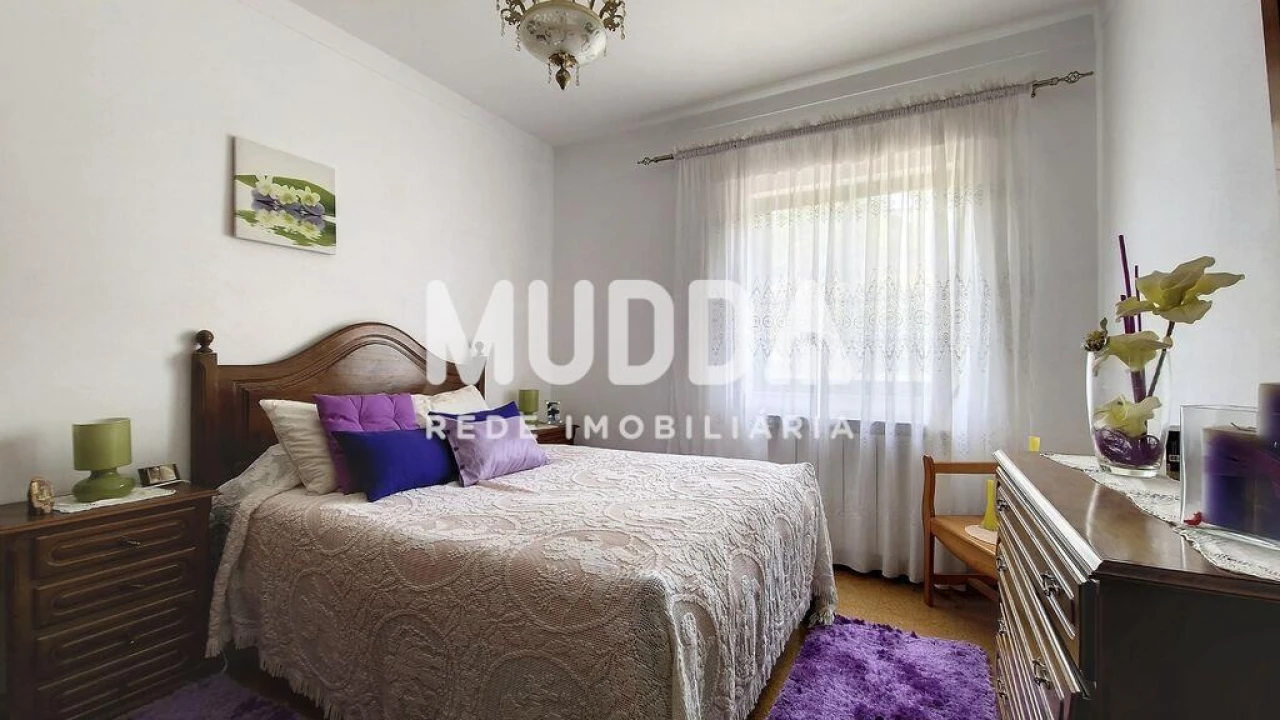 Moradia T4 para Venda em Sé, Santa Maria e Meixedo Foto 11