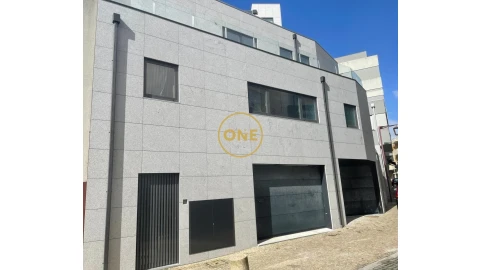 Moradia T3 para Venda em Póvoa de Varzim, Beiriz e Argivai