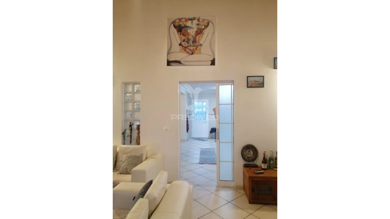 Moradia T4 para Venda em Madalena Foto 12