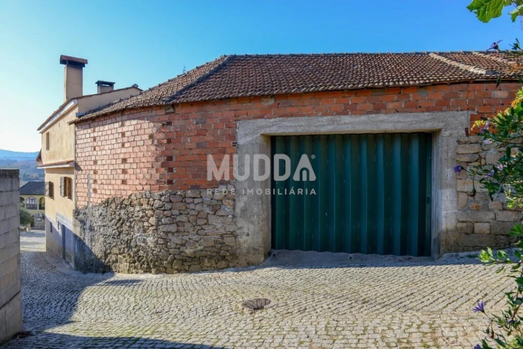 Moradia T3 para Venda em Curalha Foto 17