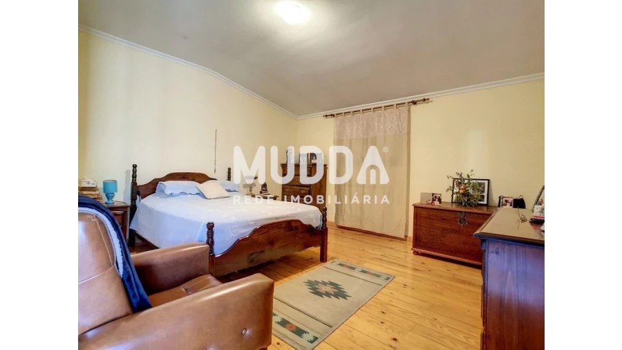 Moradia T3 para Venda em Curalha Foto 13