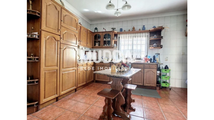 Moradia T3 para Venda em Curalha Foto 5