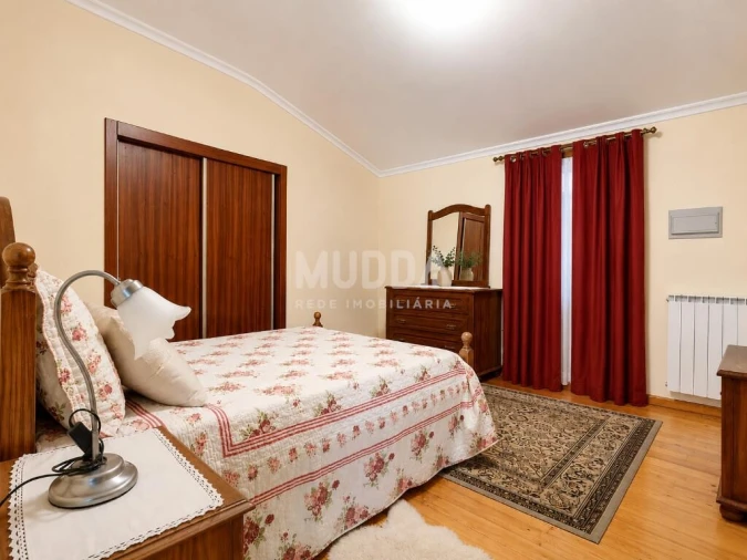 Moradia T3 para Venda em Curalha Foto 15