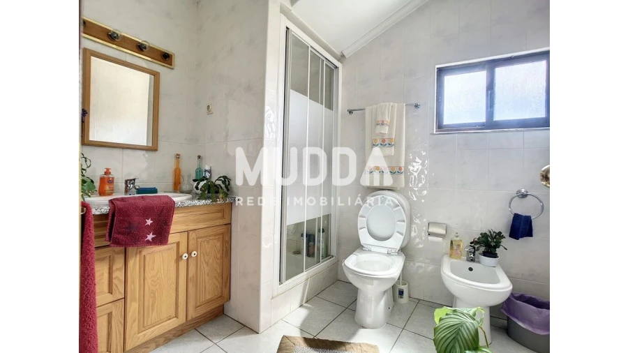 Moradia T3 para Venda em Curalha Foto 14