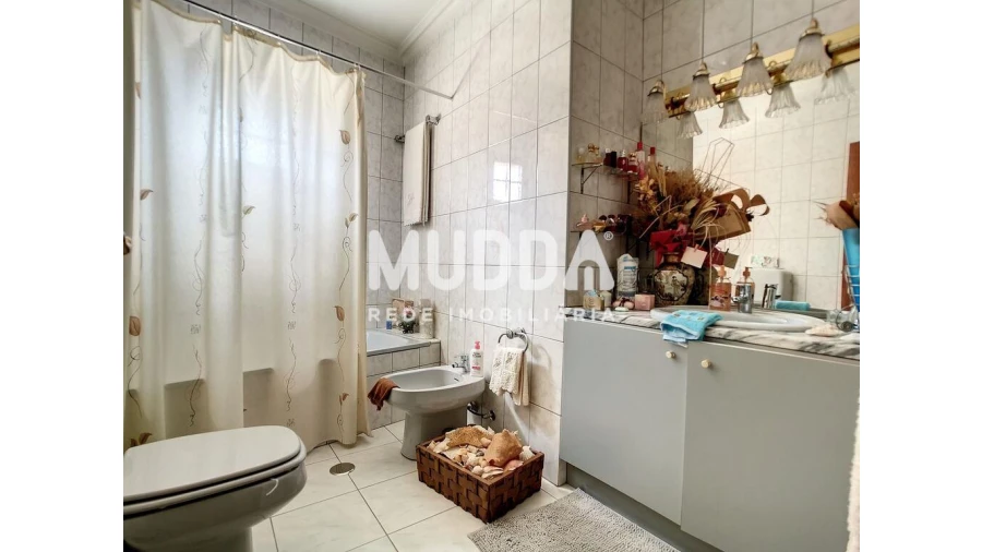 Moradia T3 para Venda em Curalha Foto 10