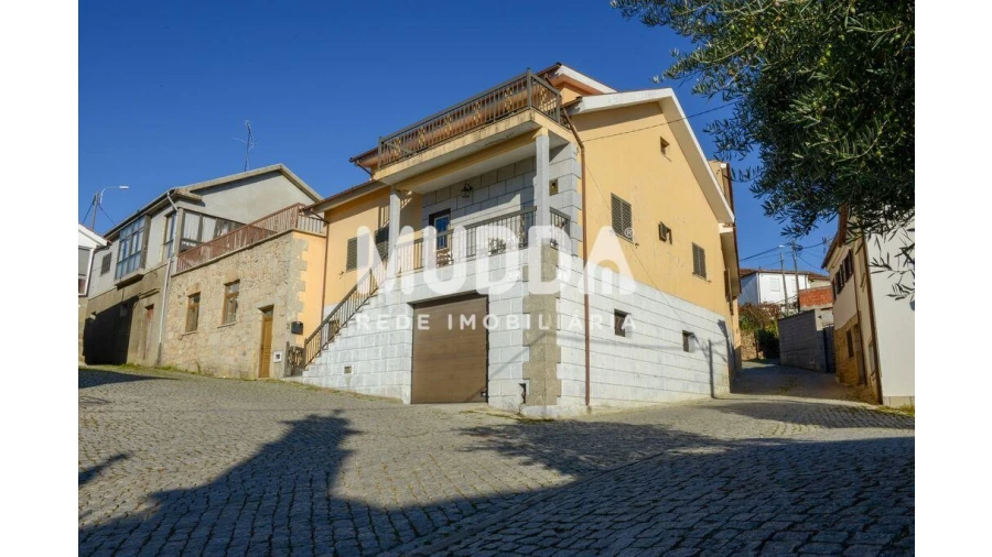 Moradia T3 para Venda em Curalha Foto 1