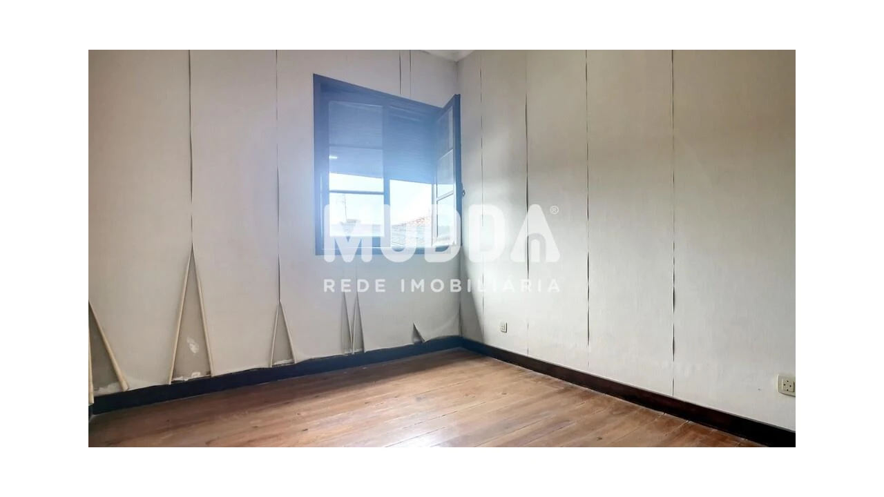 Moradia T4 para Venda em Calvão e Soutelinho da Raia Foto 8