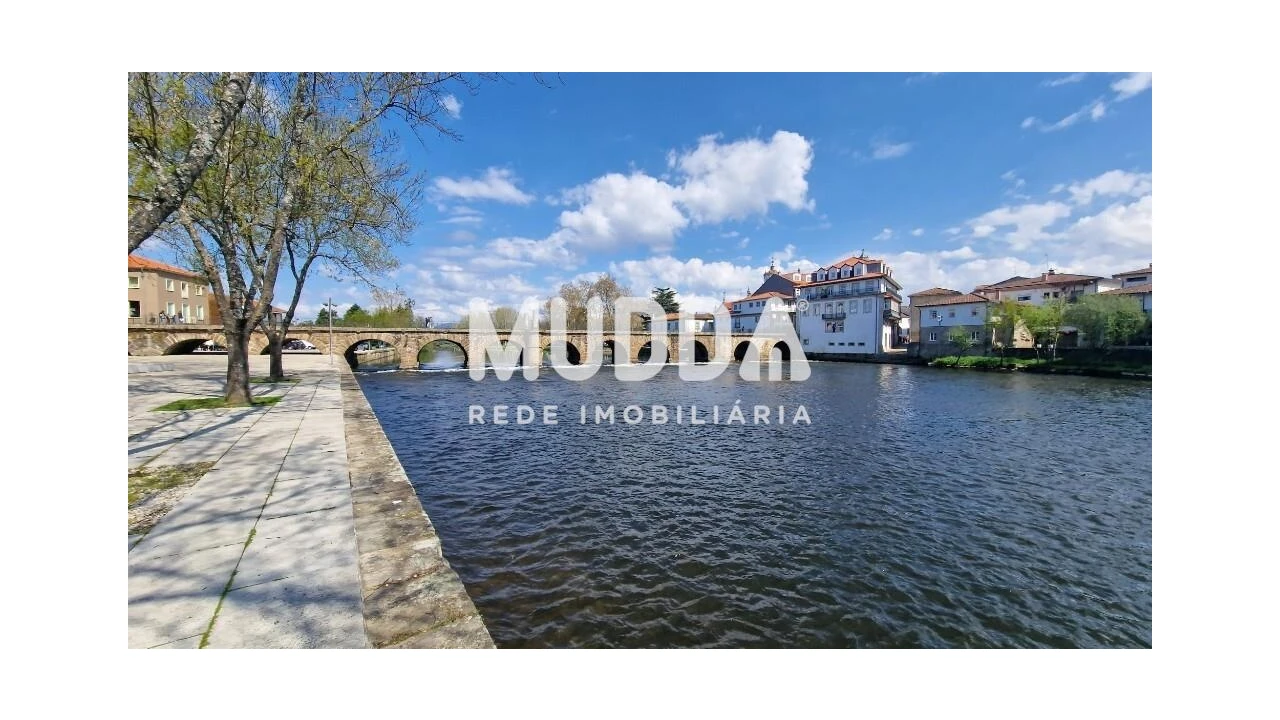 Moradia T4 para Venda em Calvão e Soutelinho da Raia Foto 23