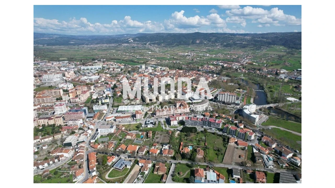 Moradia T4 para Venda em Calvão e Soutelinho da Raia Foto 20