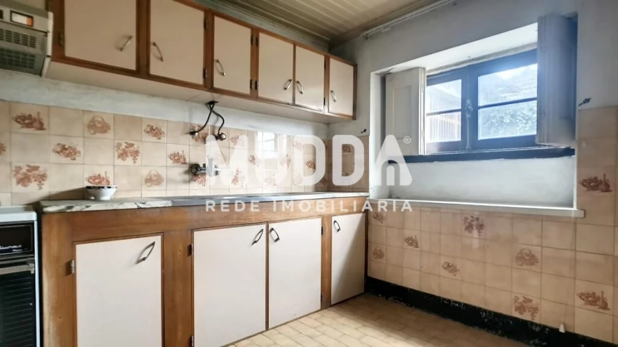 Moradia T4 para Venda em Calvão e Soutelinho da Raia Foto 12