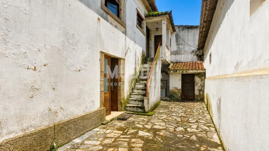 Moradia T4 para Venda em Calvão e Soutelinho da Raia Foto 19
