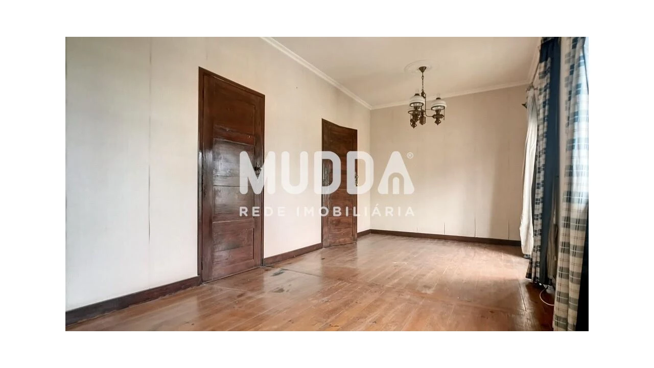 Moradia T4 para Venda em Calvão e Soutelinho da Raia Foto 3